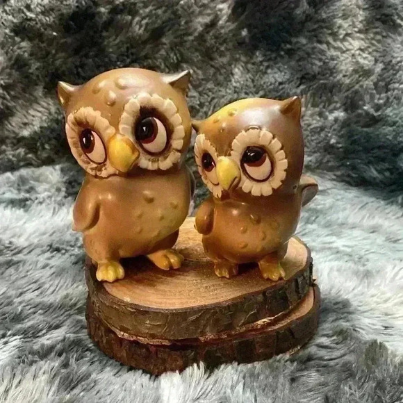 Vintage Ceramic  Large Eyes Owl Figurines - Picture 2 of 14